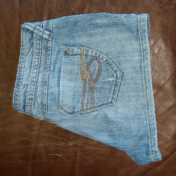MUDD Blue Jean Shorts 9 - Picture 2 of 3